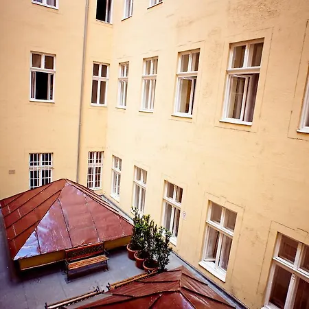 Hostel City Westend