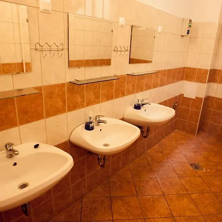 Hostel City Westend *